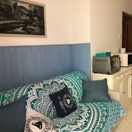 Curato Con Giardino *