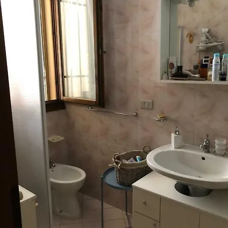 Curato Con Giardino 아파트